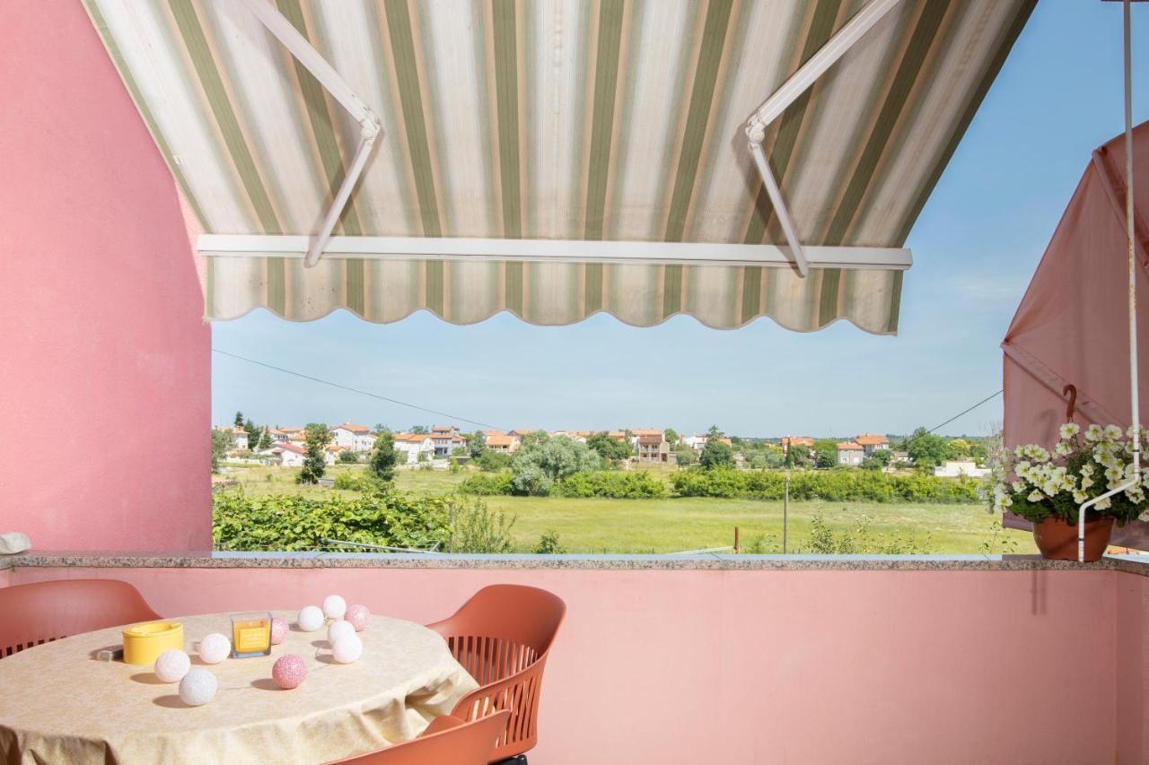 Sunny Apartment Valbandon Фажана Экстерьер фото