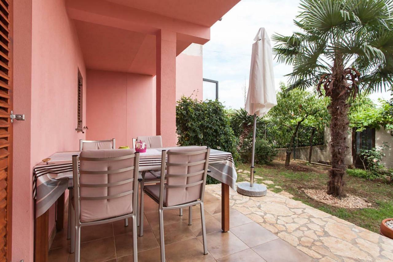 Sunny Apartment Valbandon Фажана Экстерьер фото